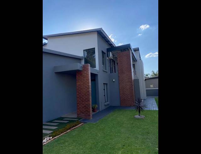 4 BEDROOM HOUSE FOR SALE IN MAGALIESKRUIN